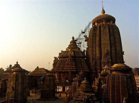 Lingaraj Temple, Bhubaneswar - Travel Guide, Places to see - Trodly