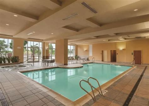 EMBASSY SUITES BY HILTON PORTLAND AIRPORT, PORTLAND