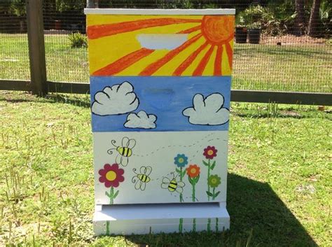 Bee Hives Boxes, Bee Boxes, Beehive Pictures, Painted Bee Hives, Bee Keeping Hives, Beehive Art ...