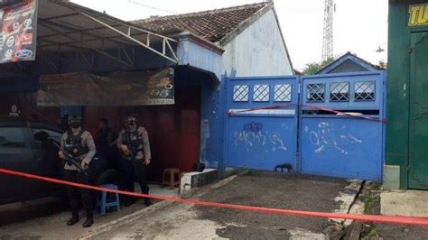 Seorang Terduga Teroris Ditangkap Densus Di Serang Baru Bekasi