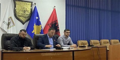 Diskutohet Projekt Plani P R Menaxhimin E Mbeturinave Radio