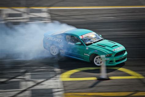 Formula DRIFT Season Ends with a Bang for Mustang Drivers - Street Muscle