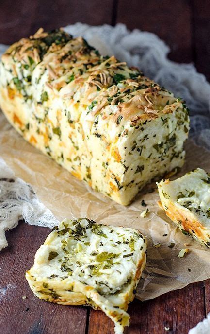 Garlic Herb And Cheese Pull Apart Bread Do It Daily