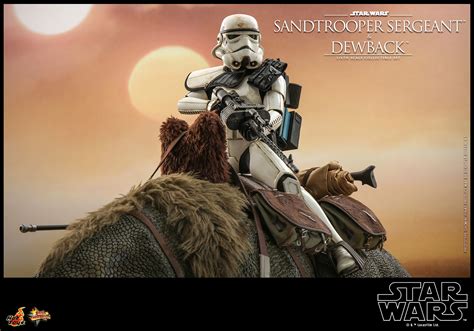 Sandtrooper Sergeant™ And Dewback™ Sixth Scale Figure Set By Hot Toys