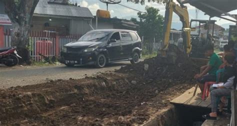 PUPR KK Mulai Kerjakan Jalan Pande Bulan Warta Bolmong