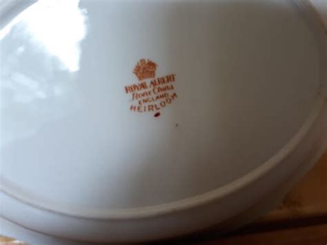 Royal Albert Heirloom Bone China Round Vegetable Bowl Made In