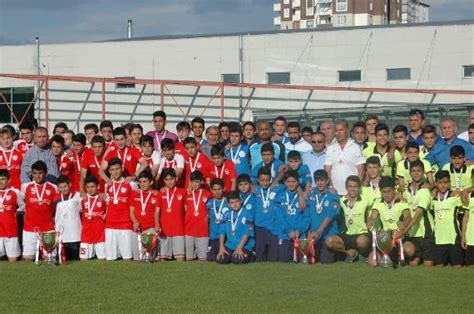 U14 Türkiye Şampiyonu Antalya Özer Gençlik ve Spor Amatörler Haber