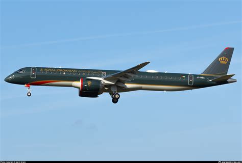 JY REA Royal Jordanian Embraer E195 E2 ERJ 190 400 STD Photo By