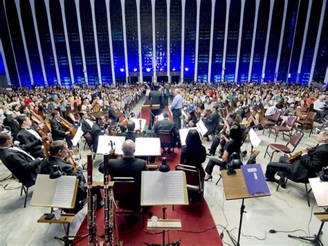 G Orquestra Sinf Nica Executa Dvor K Em Concerto A Dom Bosco No Df