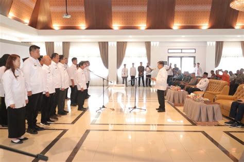 Jusuf Kalla Lantik Dewan Kehormatan Dan Pengurus Pmi Babel Masa Bakti