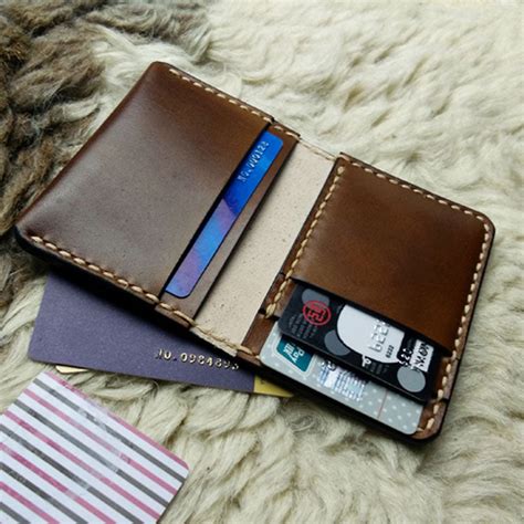 Slim Bifold Leather Wallets For Men | Paul Smith