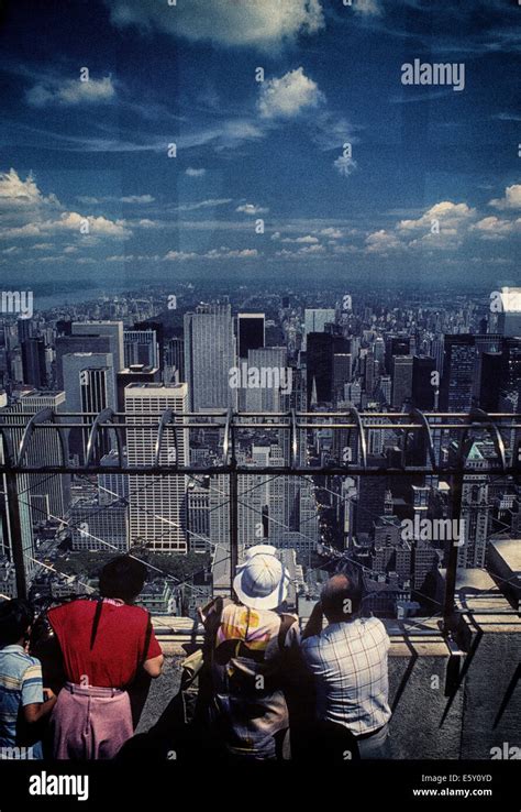 New york city 1970s skyline hi-res stock photography and images - Alamy