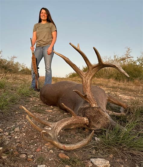 Whitetail Deer Hunting Excursions | Pearsall, TX