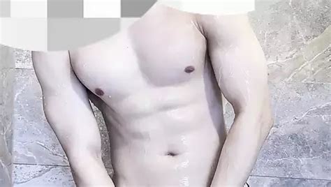 Huge White Cock Cums And Shows Fit Muscle Ass Pink Butt Hole Pics