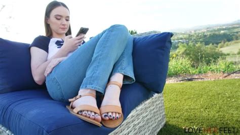 Feet Tease With Hazel Moore Lick Her Pussy Video Nutedintin