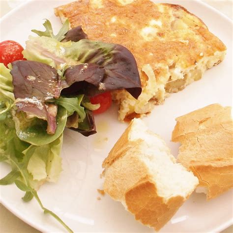 spanish omelette  flipping required easy peasy foodie