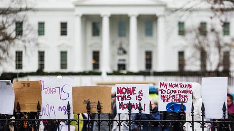 The Erasure Of Political History At The National Archives The New Yorker