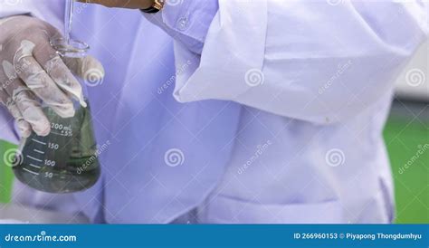 Biological Oxygen Demand Bod Testing Process In Lab Stock Image Image Of Glove Experiment