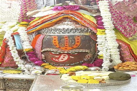 Ujjain Mahakaleshwar Temple भस्मारती में बाबा महाकाल का गणेश जी के रूप