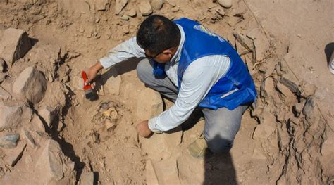 Descubren en Perú una momia de hace 3 mil años de antigüedad