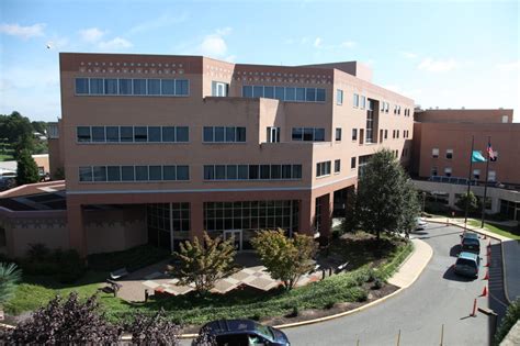 CROZER-CHESTER MEDICAL CENTER - 49 Photos & 52 Reviews - Hospitals - 1 Medical Center Blvd ...