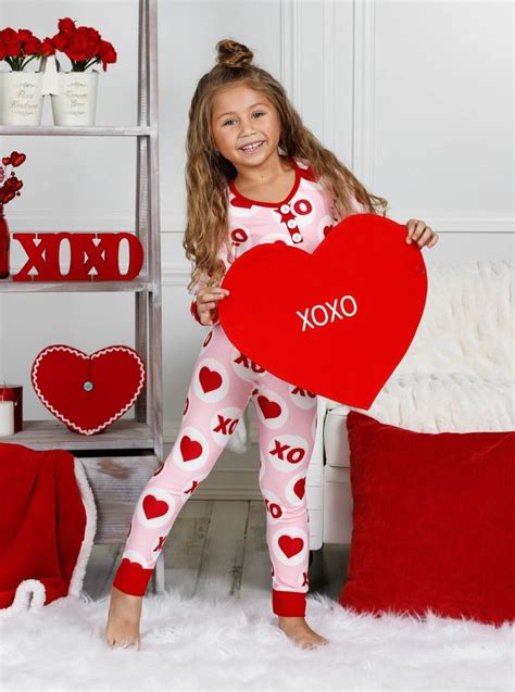 Mommy And Me Beating Hearts Valentine Pattern Button Pajama Set Mia