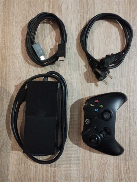 Konsola Xbox One Gb Jedna Gra Nowy Wi Nicz Olx Pl