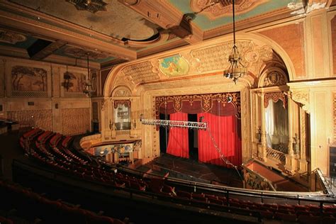 Paramount Theatre in Springfield, MA - Cinema Treasures