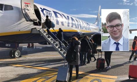 Giovane Di Filogaso Morto Sul Volo Torino Lamezia Procura Apre Un