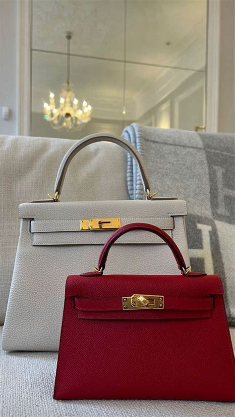 Pin By E On Bags Luxury Bags Collection Luxury Purses Girly Bags