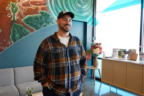 Officials explain the funding issues for the metro metrobus 27