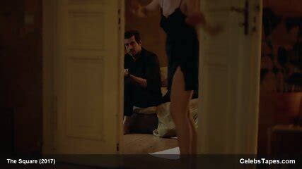 Elisabeth Moss Sex Scenes