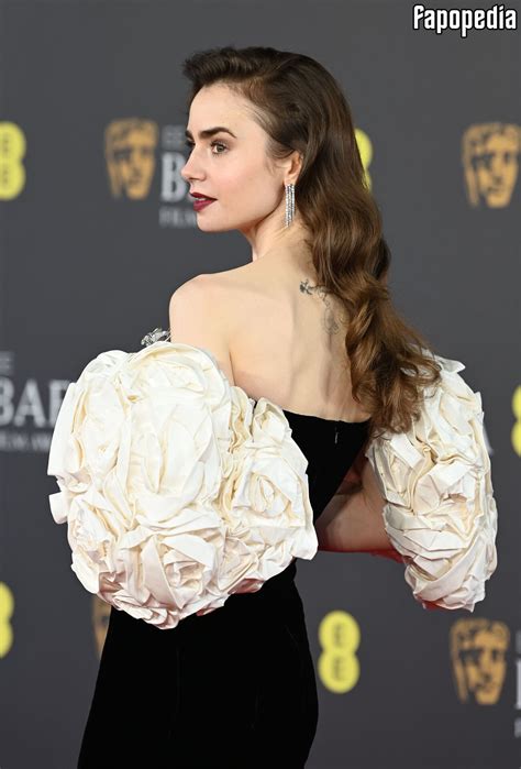 Lily Collins Nude OnlyFans Leaks Photo Fapopedia
