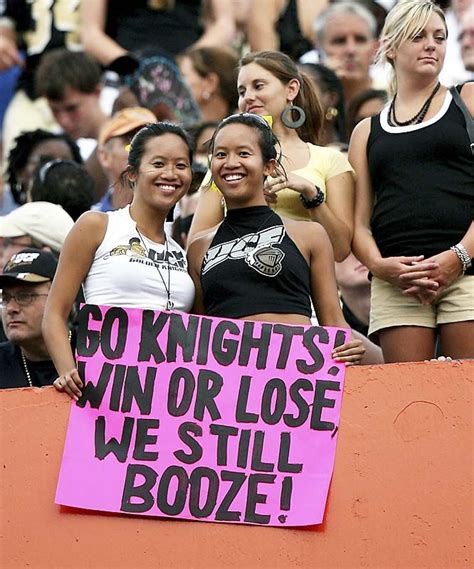 39 best images about Funny Sports Fan Signs on Pinterest | Signs ...