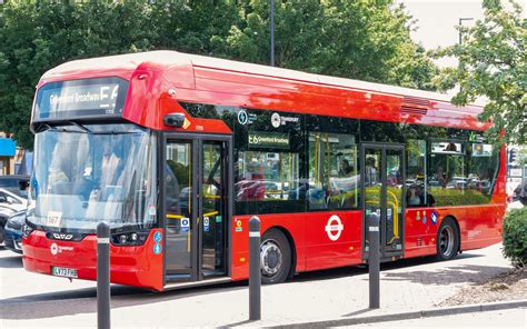 Bus And Coach Buyer E6 Using Wrightbus Gb Kite Electroliner Bev Buses On