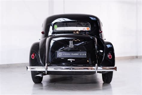 1952 CITROËN TRACTION AVANT SALOON Fabricante CITROËN PlanetCarsZ