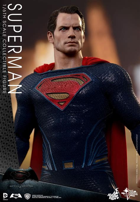 Batman V Superman Hot Toys Action Figures Unveiled