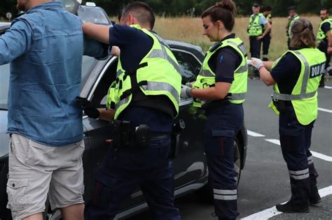 REPORTAGE Dans les coulisses dun plan Colbert en Vendée opération