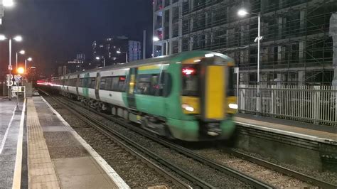 A Pair Of Southern Class 377s Passing Through Battersea Park Youtube