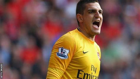 Vito Mannone Sunderland Sign Goalkeeper From Arsenal Bbc Sport