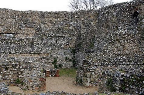 Eynsford Castle - Castles, Palaces and Fortresses