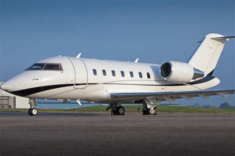 BOMBARDIER CHALLENGER 605 - Ariston Aviation