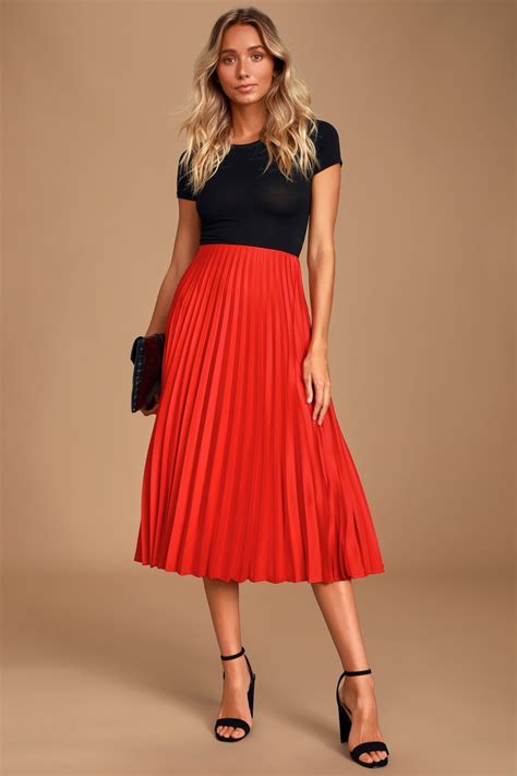 Red Pleated Midi Skirt