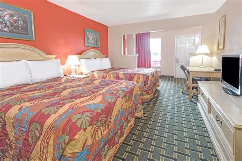 Days Inn & Suites by Wyndham Osceola AR | Osceola, AR Hotels