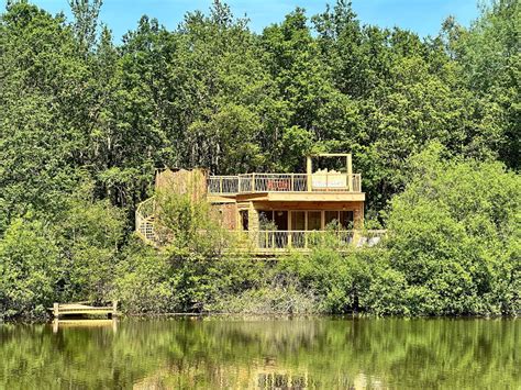 Cabane Spa Etincelle Cabane Sur Pilotis Bourgogne Franche Comt