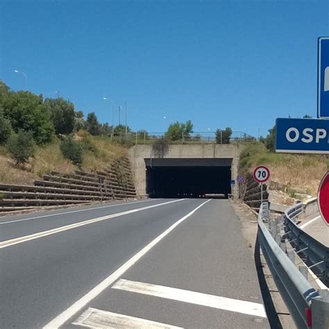 Soverato Incidente Mortale Sulla Statale Ciclista Investito Da Un