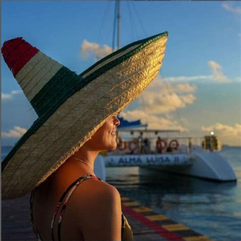 Isla Mujeres Sunset Catamaran Cruise With Pick Up