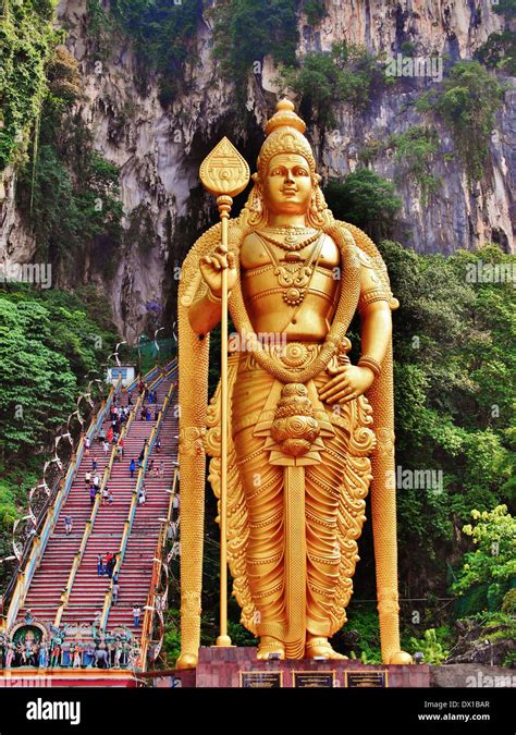 Lord murugan statue hi-res stock photography and images - Alamy