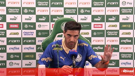 Abel Ferreira Fala Sobre Discrimina O E Fica Segundos Em Sil Ncio