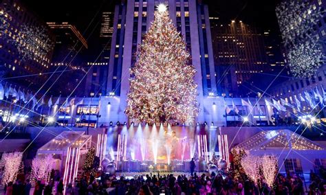 Best cities, places for Christmas in United States